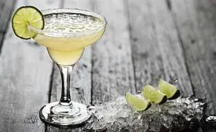 Por qué te puedes saltar la sal y el limón: cómo se toma en México el tequila