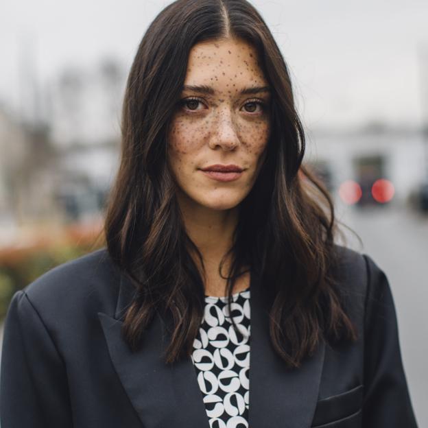 Tres sérums ligeros con hinojo marino para las que buscan una alternativa al retinol y quieren reducir arrugas y recuperar firmeza