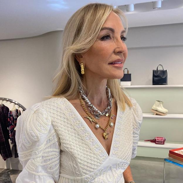 El vestido de Sfera de 15 euros que Carmen Lomana ha agotado es la mejor compra de rebajas de la semana