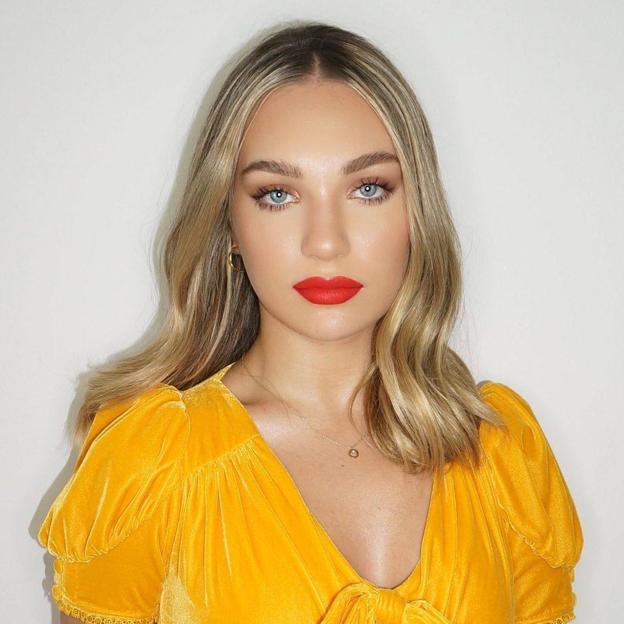 El lápiz de ojos que usan las famosas a partir de los 40 para agrandar la mirada