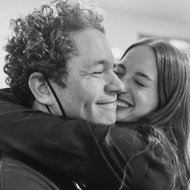 María Valverde y Gustavo Dudamel. 