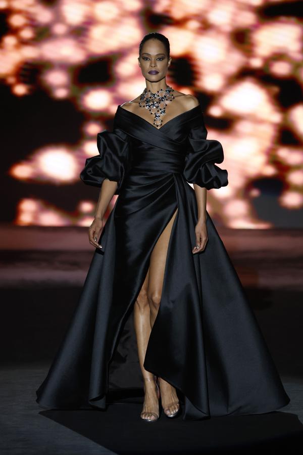 Los mejores looks de la MBFWMadrid 2023: Hannibal Laguna