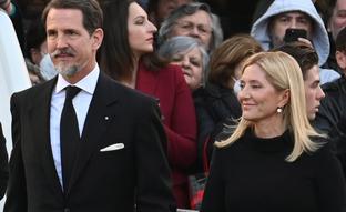 Marie-Chantal Miller copia a Letizia: el look que ha llevado en el funeral de Constantino de Grecia y que nos recuerda a uno de la reina