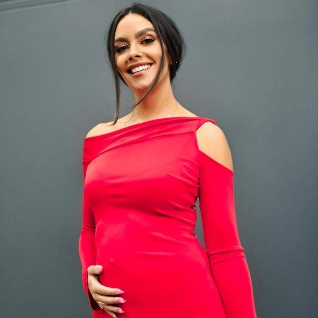 Cristina Pedroche da las primeras pistas de cómo será su vestido de las Campanadas 2023: «Se va a liar»