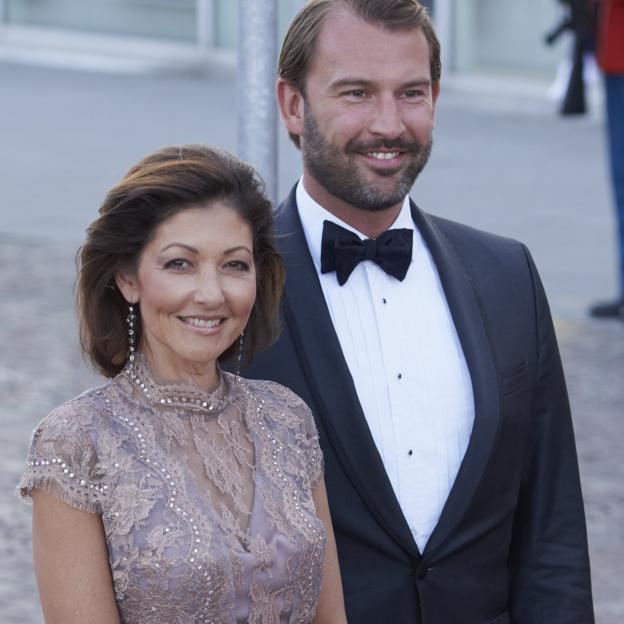 La condesa Alexandra Manley fracasa en el amor: Joaquín de Dinamarca, el príncipe azul que le salió rana; el marido que la estafó y el novio que le ha sido infiel