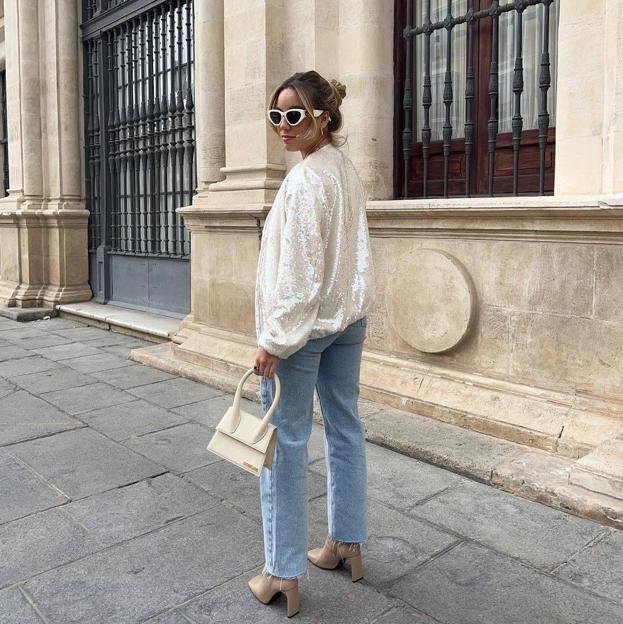 Necesitas la bomber de lentejuelas superventas que ha conquistado a las influencers para elevar sus looks diarios