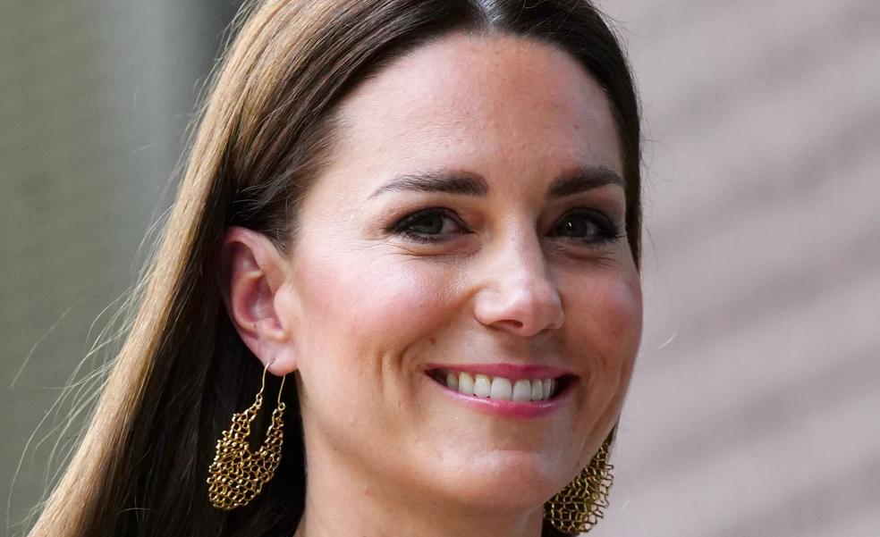 Kate Middleton tiene bolso favorito: es mini, está diseñado en Francia, hecho en España y combina con todo