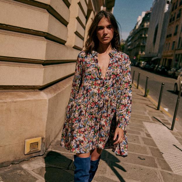 Las novedades de Sfera: vestidos de flores, jerséis románticos y americanas rosas para la nueva temporada