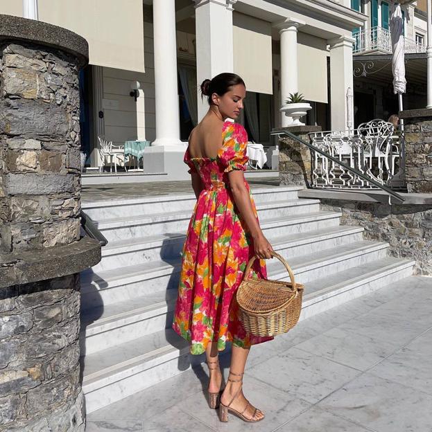 Penélope Cruz estrena cambio de look radical en París: así son las mechas antiedad que ha combinado con un vestido mini