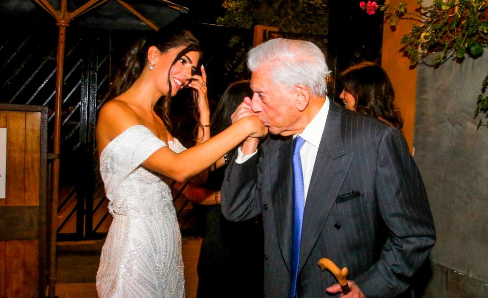 La boda de Josefina, la nieta de Mario Vargas Llosa: del vestido royal a los looks de invitada más espectaculares