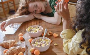 La dieta del cereal: cómo bajar peso rápidamente sustituyendo dos comidas del día por granos y lácteos