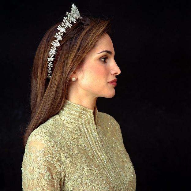 Las tiaras más espectaculares que Rania de Jordania puede prestar a su hija Iman para su boda: la árabe, la misteriosa y su diadema favorita