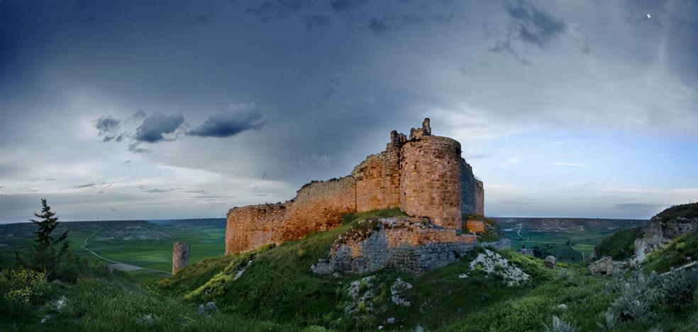pueblos más bonitos de españa: Castrojeriz, un precioso pueblo medieval ...