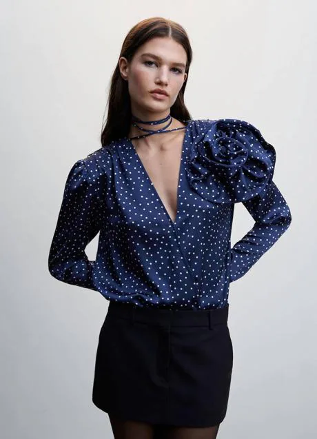 MODA: Los tops y blusas con de lunares más sofisticados que elevarán la elegancia de tus looks | Mujer Hoy