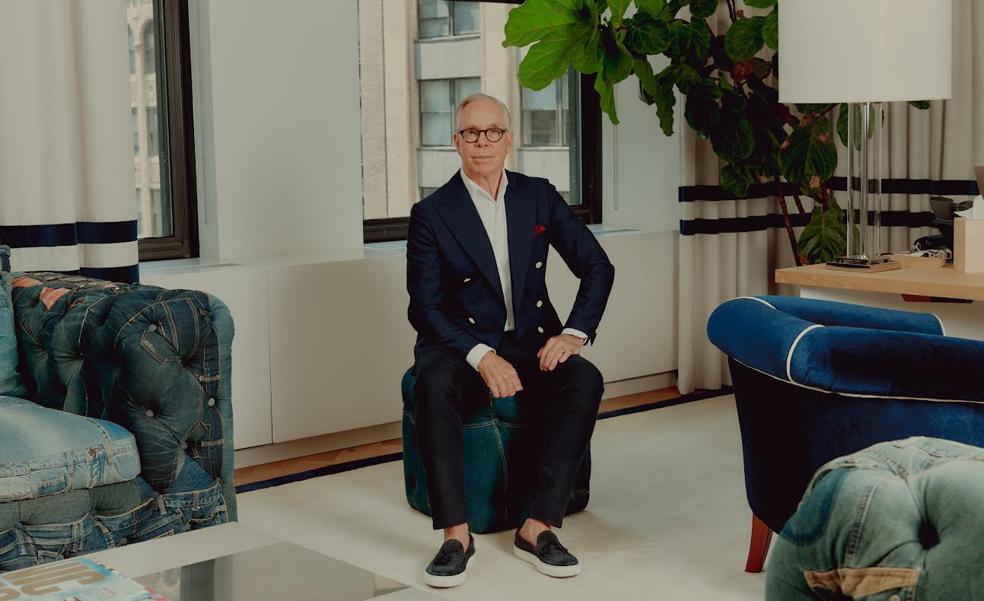 Entramos en los archivos de Tommy Hilfiger en Nueva York: «la moda tiene que conectar con la cultura de su tiempo, si no, es solo ropa»