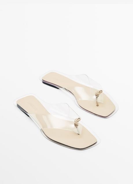 Sandalias planas de Massimo Dutti (89,95 euros)