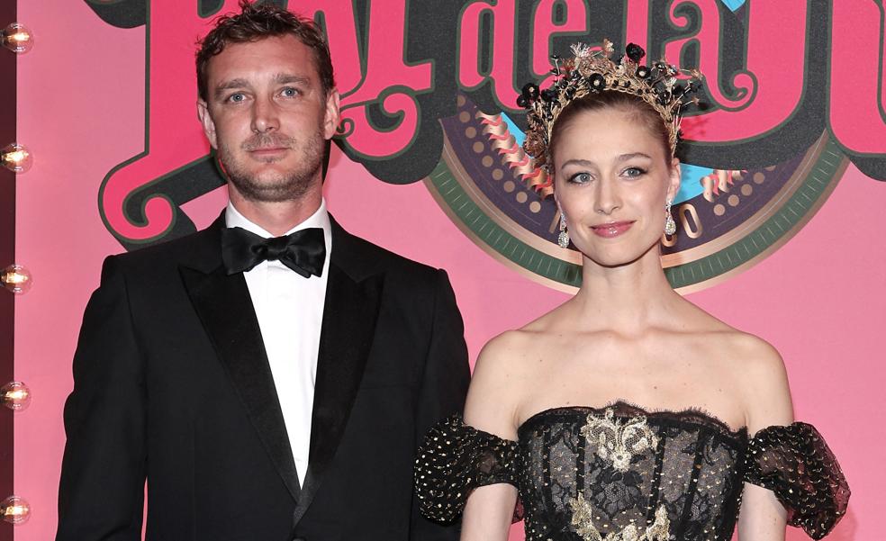 Beatrice Borromeo vuelve a ser la mejor vestida: los detalles del look con el que ha arrasado en el Baile de la Rosa