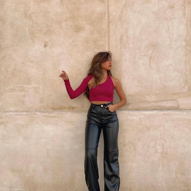 La camiseta de tirantes de supermercado que cuesta 4 euros y podrás llevar a diario toda la primavera