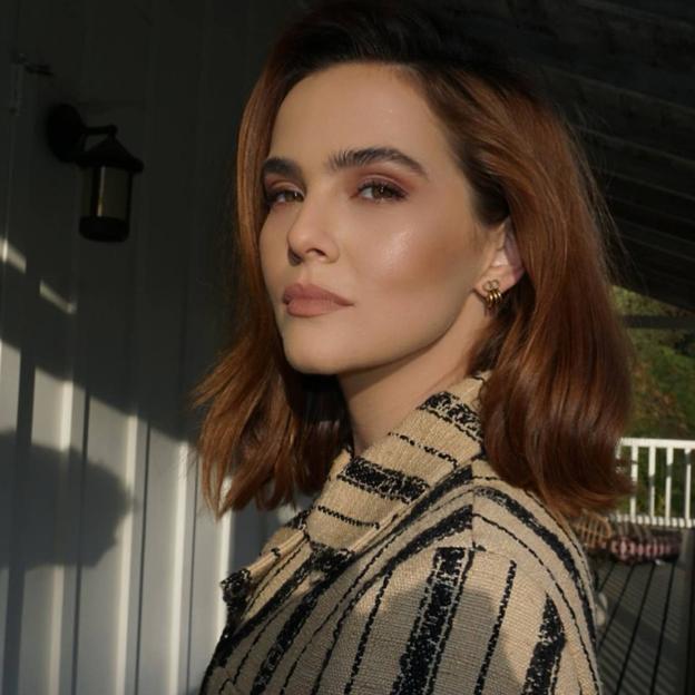 Cómo funciona el sérum con ácido hialurónico que puedes aplicar en el rostro y también las uñas