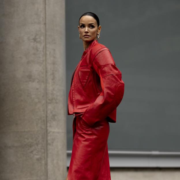 Todo al rojo: símbolo de suerte y felicidad, el color triunfa en la moda más bonita de la primavera