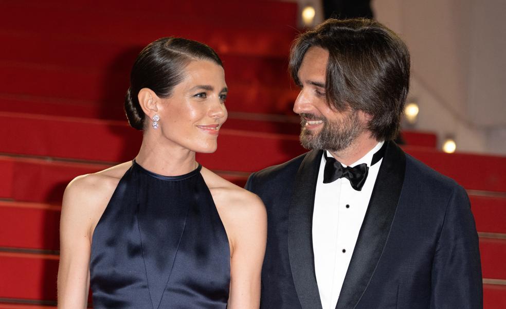 Dimitri Rassam, marido de Carlota Casiraghi, habla por primera vez de lo difícil que es estar casado con la hija de Carolina de Mónaco