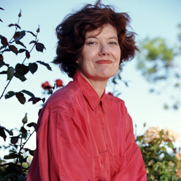 Muere Anne Perry, la escritora de misterio que fue condenada por asesinato cuando solo era una adolescente