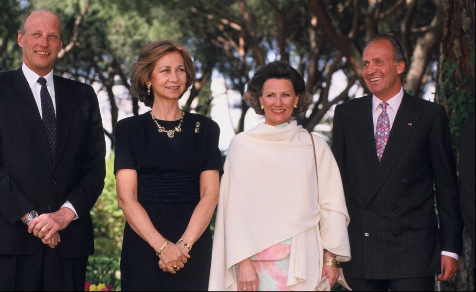 Se cumplen 41 años del día en el que la reina Sofía se reencontró con el amor de su vida, el rey Harald de Noruega (y cumplió su venganza)