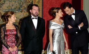 Así es (de verdad) la relación de Felipe VI con Paloma Rocasolano y Jesús Ortiz, padres de la reina Letizia: lealtad a pesar de su ideología y discreción absoluta