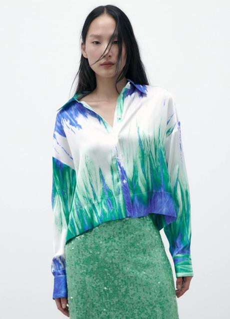 Camisa con print en azul y verde