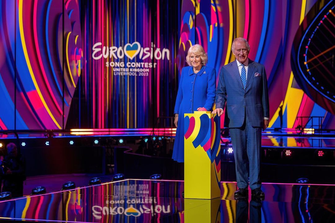 Carlos y Camila en el escenario de Eurovisión 2023 que se celebra solo una semana después de su Coronación.