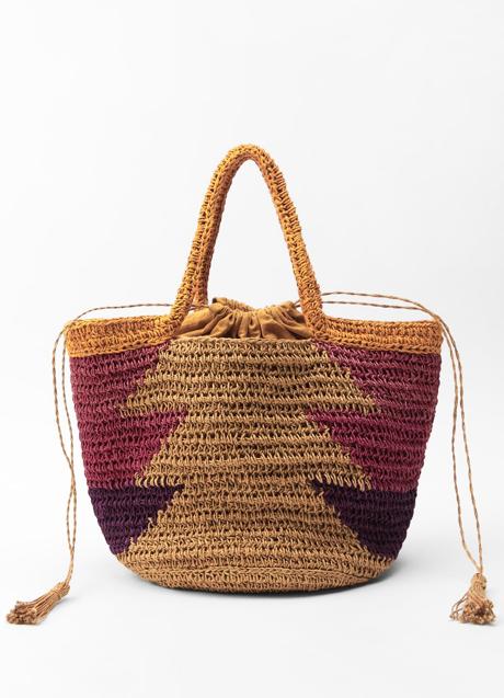 Bolso de rafia de Zara (29,99 euros)