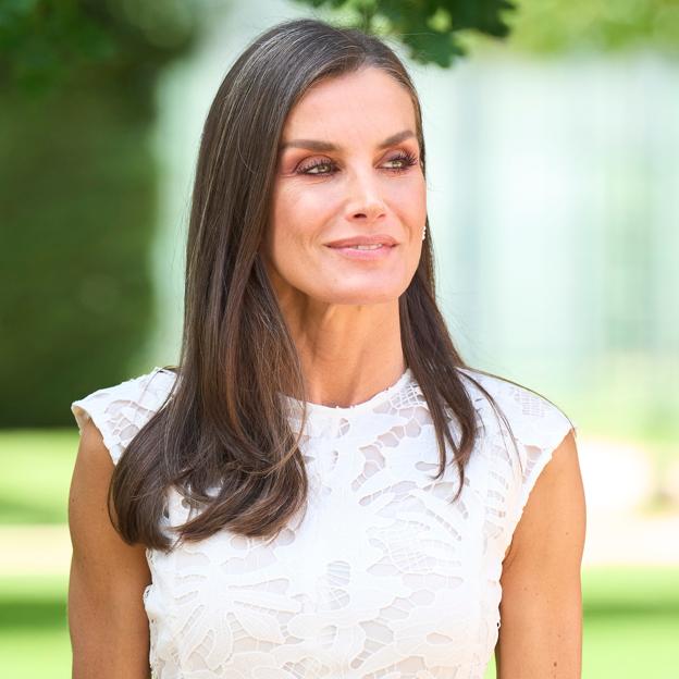 Vestido de Sfera y pendientes colombianos: la reina Letizia deslumbra en la visita de Estado del presidente de Colombia