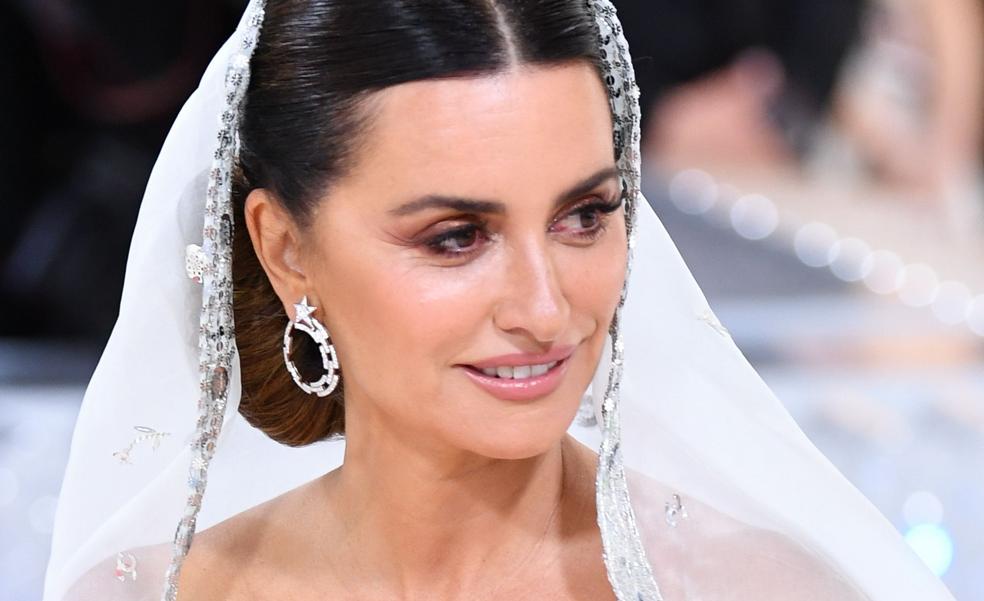 La crema hidratante que usó Penélope Cruz en la Met Gala: cambia la piel al instante con un efecto reafirmante casi mágico