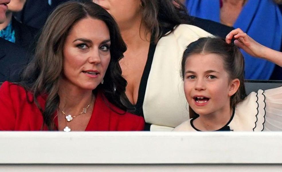 El espectacular look rojo de Kate Middleton en el concierto de después de la Coronación de Carlos III