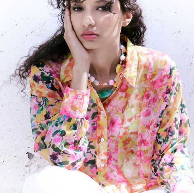 Las novedades de la semana de Sfera: vestidos de colores, alpargatas de esparto y muchas otras propuestas de verano