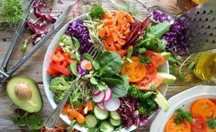 Salad Love: el recetario ideal para el verano que te hará amar las ensaladas