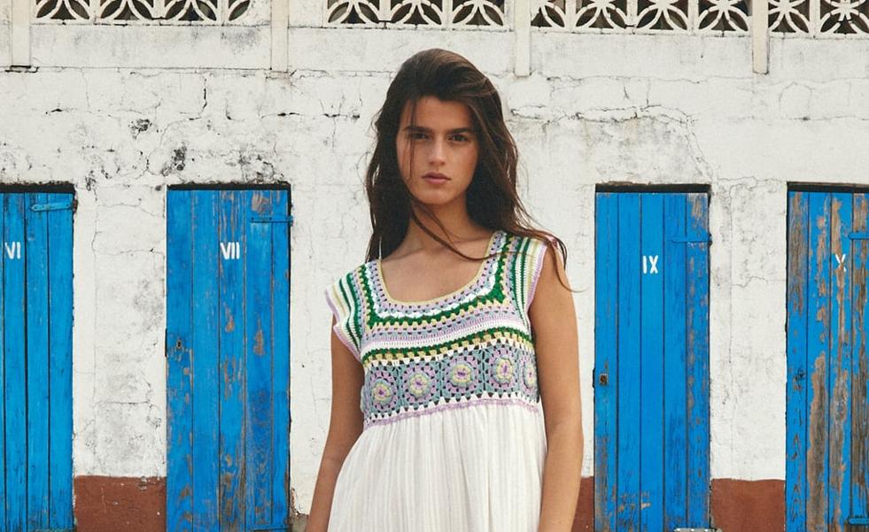 Lo nuevo de la semana de Zara: vestidos de verano, bolsos de rafia y sandalias planas de ante que enamoran