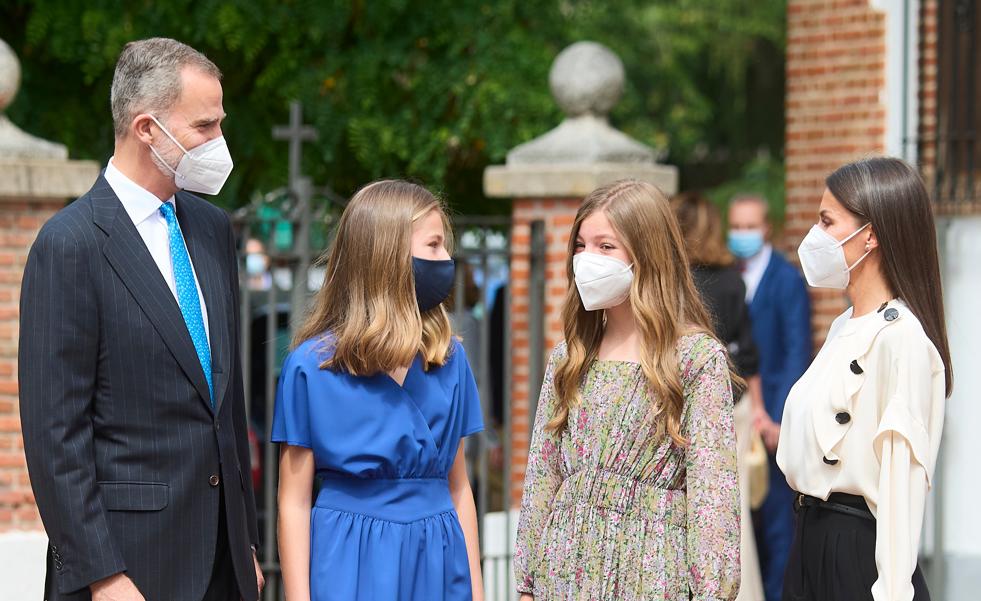 El vestido de confirmación que llevó la princesa Leonor tiene la pista de cómo será el look de la infanta Sofía