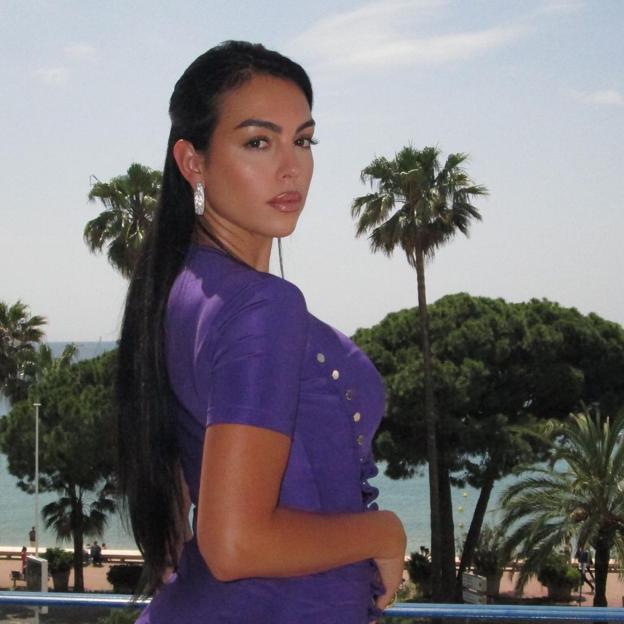 Del vestido mini imposible al look de sirena: así ha triunfado Georgina Rodríguez en Cannes