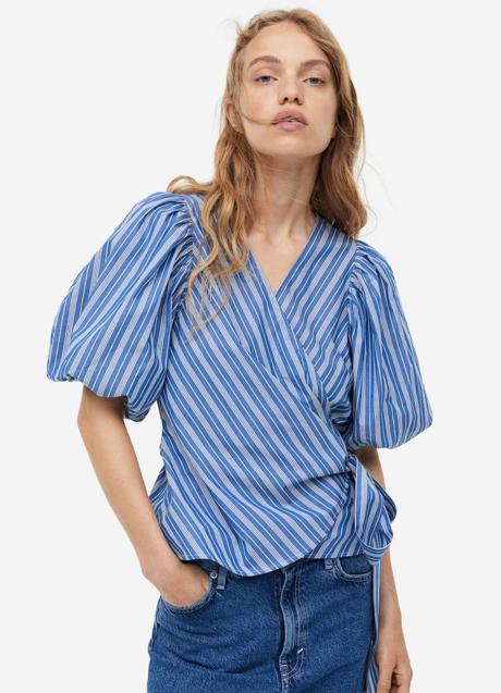 Blusa cruzada de H&M (29,95 euros)