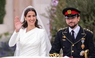 Kate Middleton, guapísima en la boda de Hussein de Jordania: analizamos el vestido de la novia y los errores de las otras royals