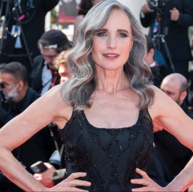 He probado el spray de canas más vendido para no usar tinte de pelo y esto es lo que opino