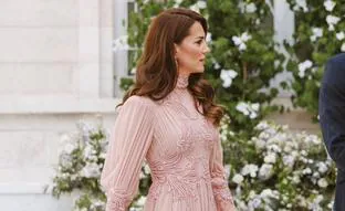 Los cinco mejores vestidos de invitada de Kate Middleton en bodas royal (y enlaces plebeyos)