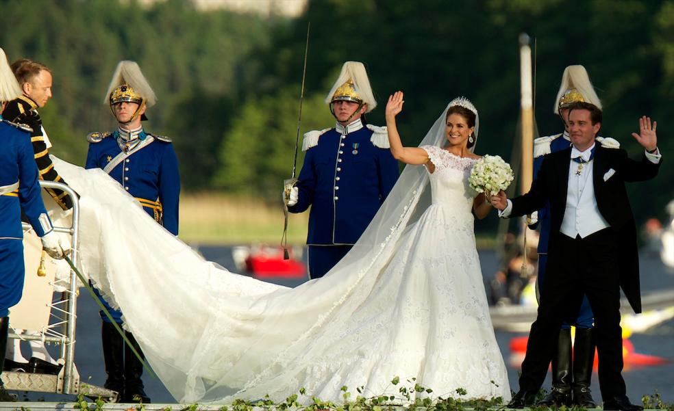 Así fue la boda de la polémica Magdalena de Suecia: las lágrimas del novio, los problemas con el vestido y el invitado español