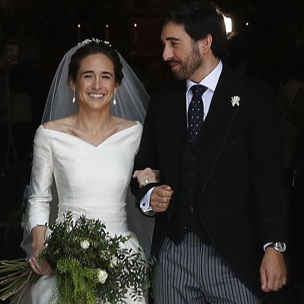 La boda de Ricardo Gómez-Acebo Botín y Mónica Remartínez: el vestido de la novia y las invitadas más elegantes