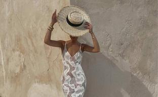 El espectacular vestido semitransparente low cost que obsesiona a Instagram para vacaciones