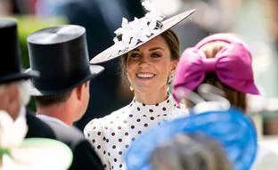 Los sombreros más espectaculares de Ascot: las multimillonarias que harán sombra a Kate Middleton