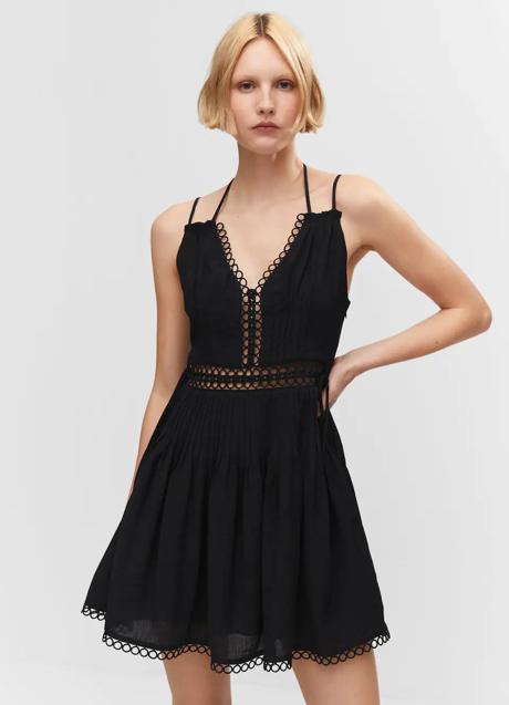 Vestido negro de Mango (49,99 euros)