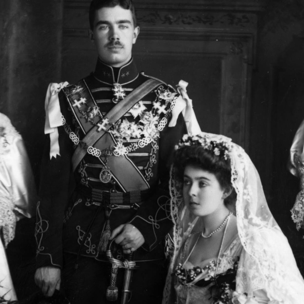 Margarita de Connaught el día de su boda con Gustavo Adolfo de Suecia./getty images