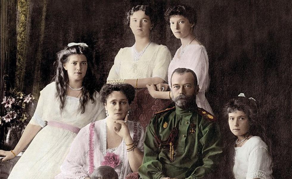 La trágica historia de amor del zar Nicolás y Alejandra de Rusia: pasión, asesinatos, brujería y un terrible destino